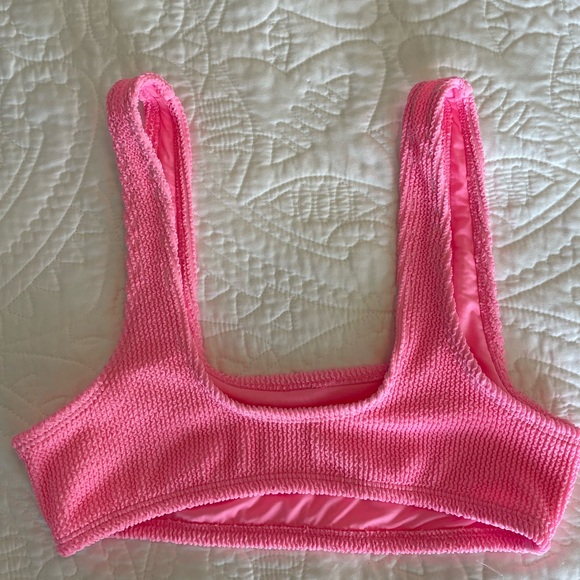T target xhilaration crinkle neon pink bikini top - Picture 4 of 5